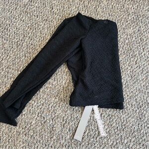 Asymmetric Lace Top｜MISSGUIDED